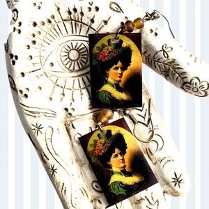 Irish Lassie Earrings, St. Patrick's Day Earrings, Victorian Lady